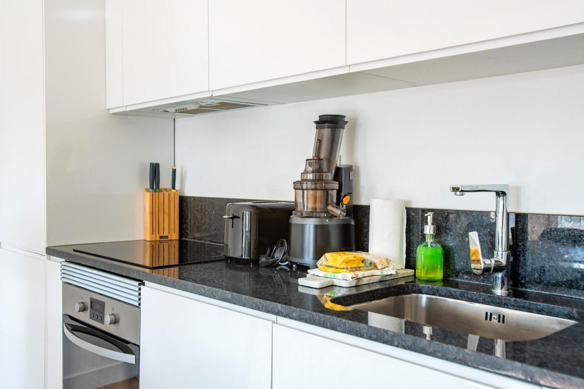 Bright Apartment In Lisbon Bagian luar foto